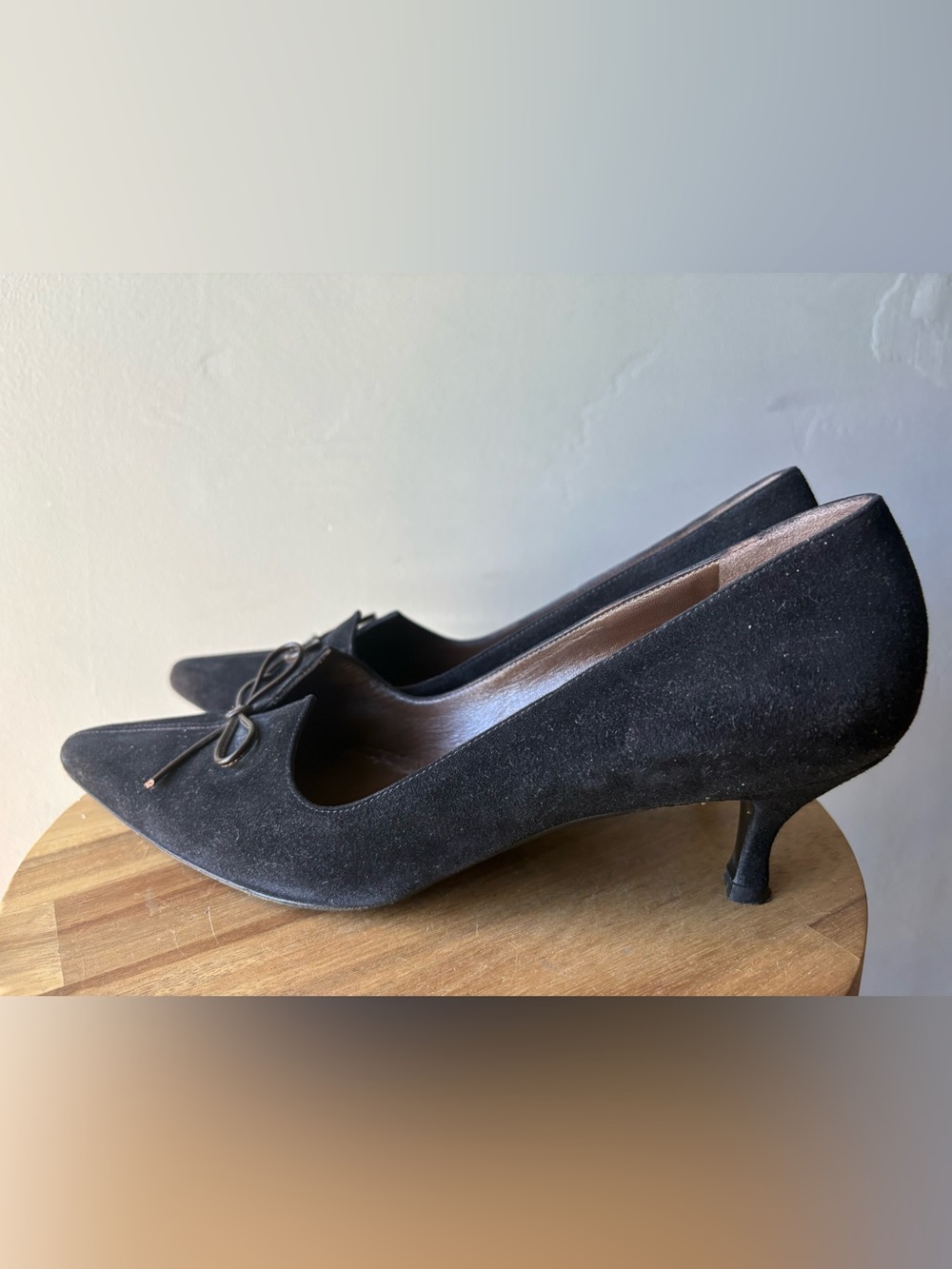 Vintage Escada Black Suede Pointed Bow Kitten Heels - Size 9.5B